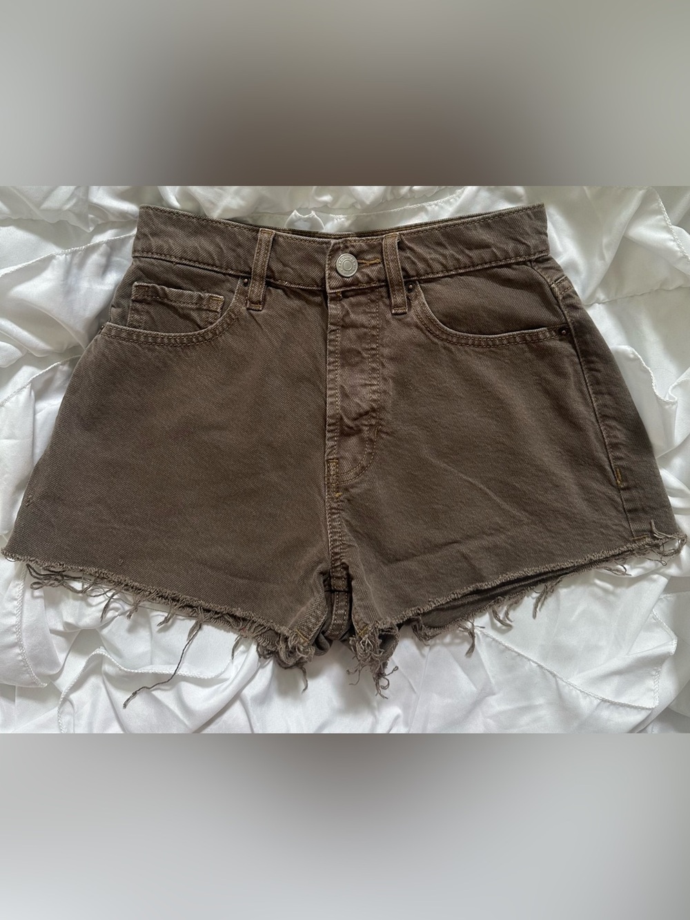 PacSun High Waisted Frayed Hem Brown Denim Shorts Women’s Size 23